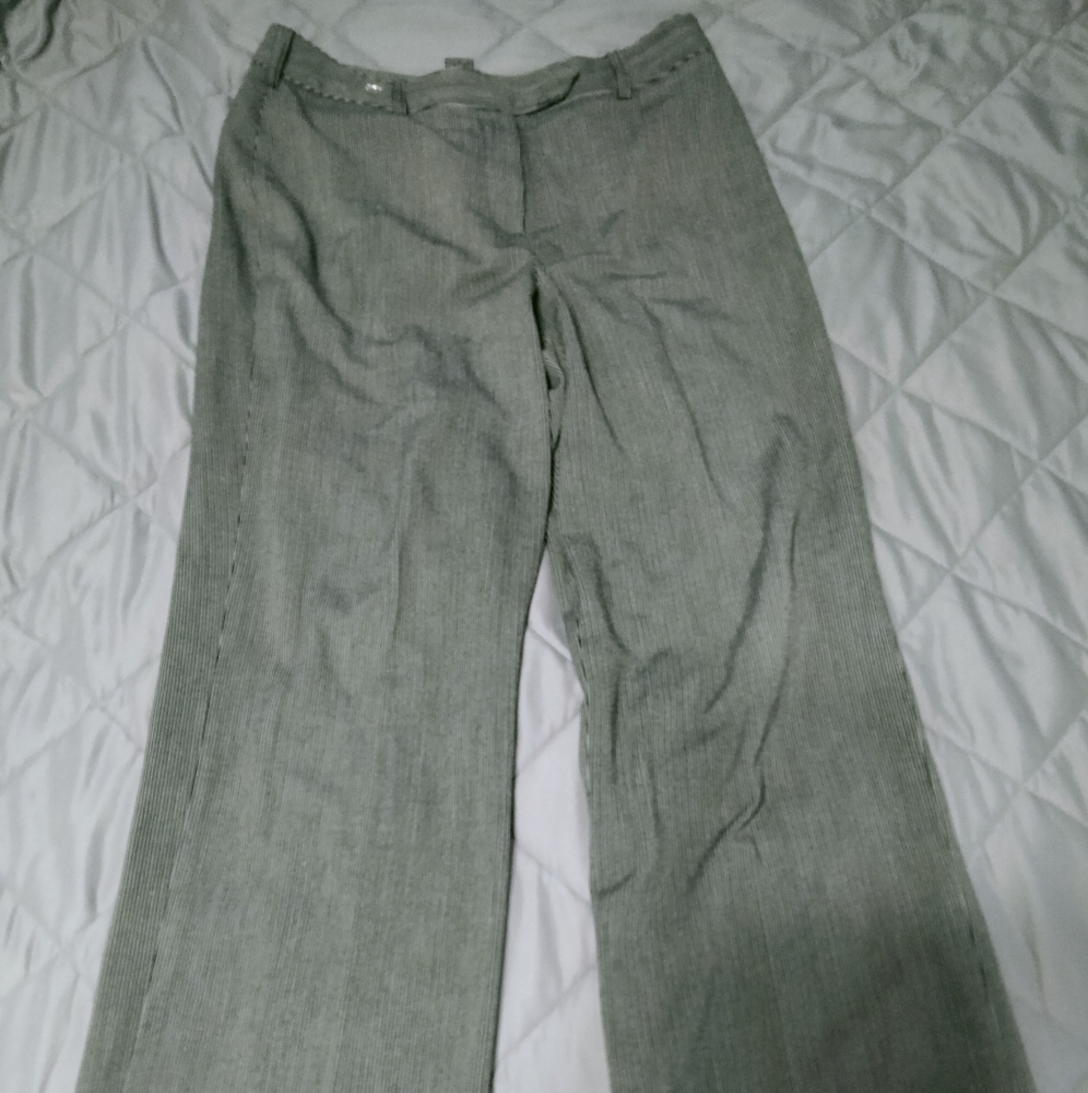 Larry Levine stretch straight legged pants